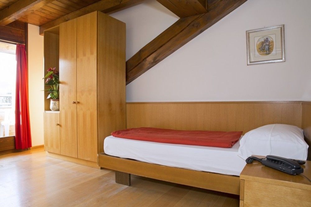Hotel San Valier Cavalese Esterno foto